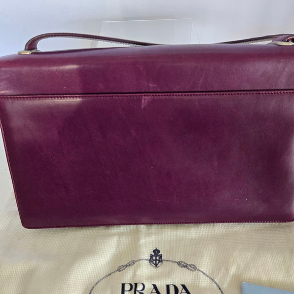 Vintage Prada Purple Leather Flap Shoulder Bag w/ Dustbag and Authenticity cards - Picture 5 of 16